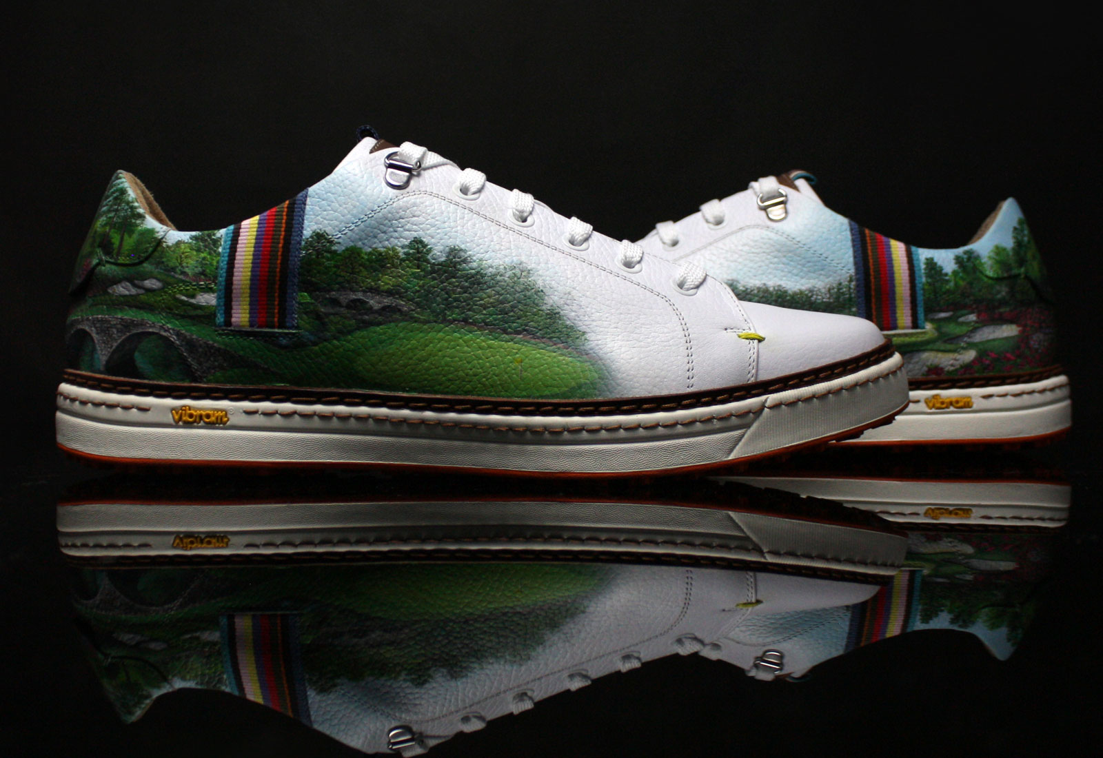 Hand-painted Masters golf shoe