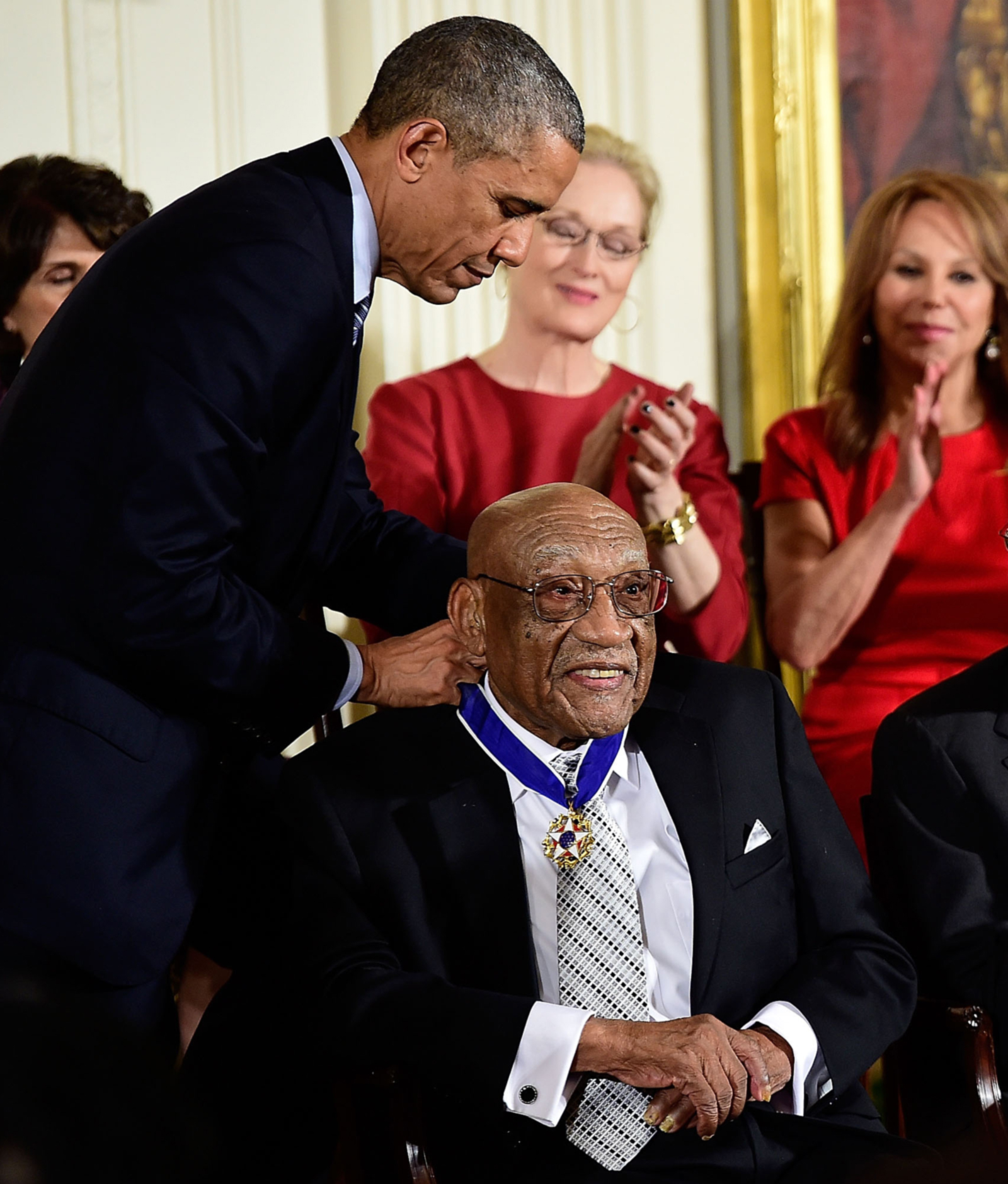 Sifford receives The Medal of Freedom from President Obama