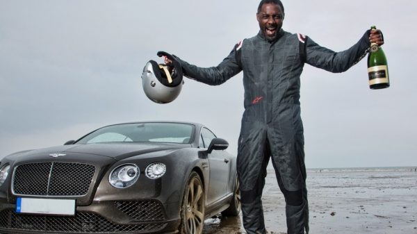 Replace web Idris Elba breaks historic Flying Mile record in Bentley Continental GT Speed on Pendine Sands Wales 1204x522 Pix