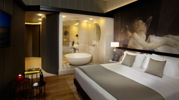 TRAVEL ROME MELIA Spa GranMeliaRomeVillaAgrippina Bedroom Header 1600x960 1