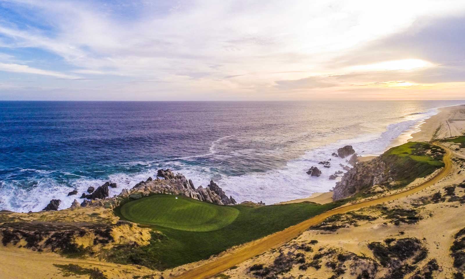 Quivira-a-Picturesque-Golfing-Jewel-in-Los-Cabos