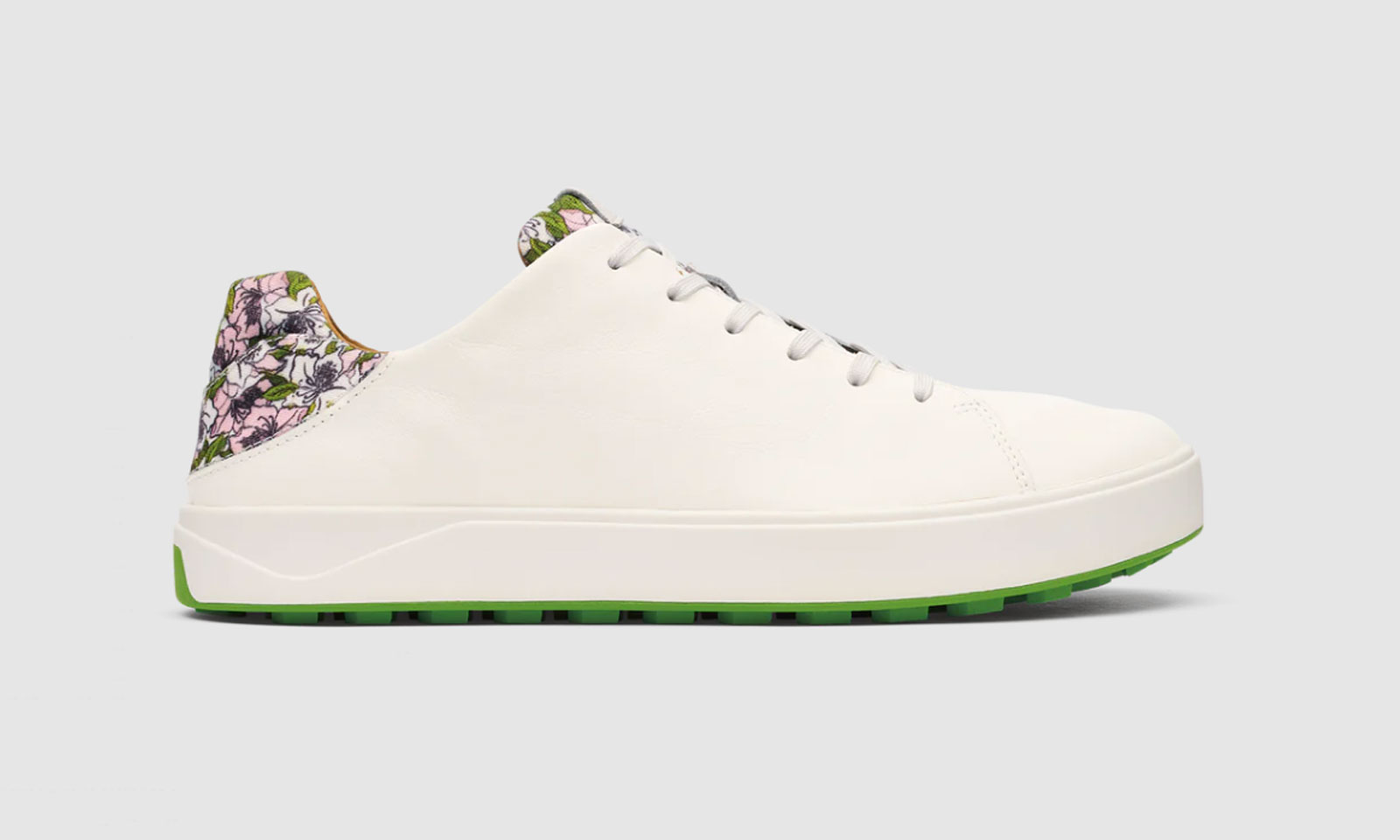 OluKai-Launches-New-Premium-Spikeless-Golf-Shoe-Collection-Mens-Waialae_White_Azalea