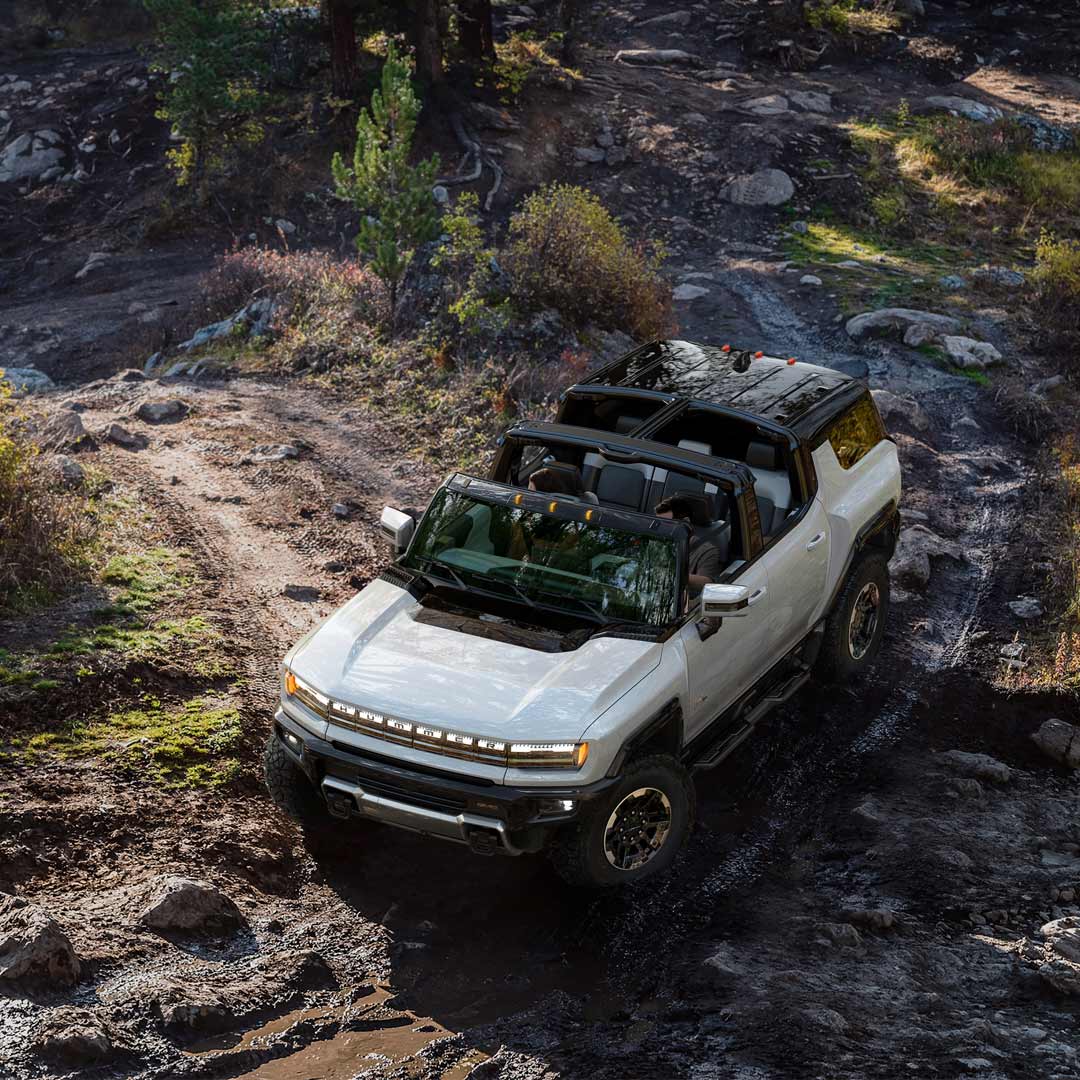 2026-gmc-hummer-ev-3x-golf-luxury-statement