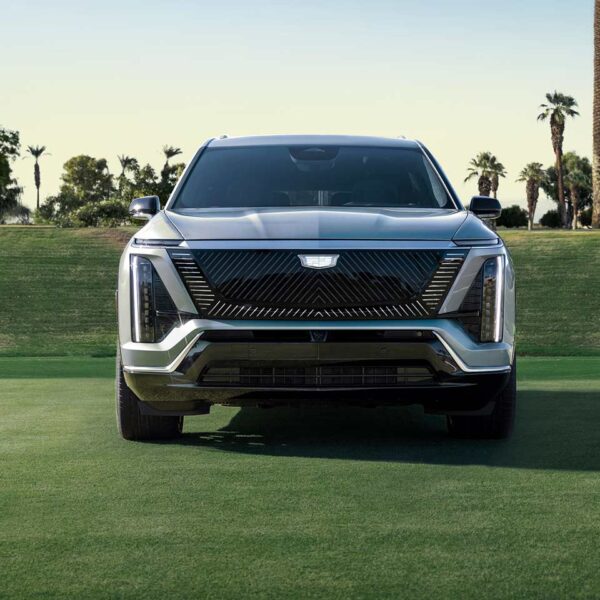 026-cadillac-vistiq-electric-luxury-suv