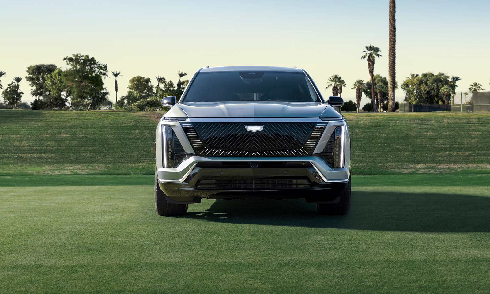 026-cadillac-vistiq-electric-luxury-suv