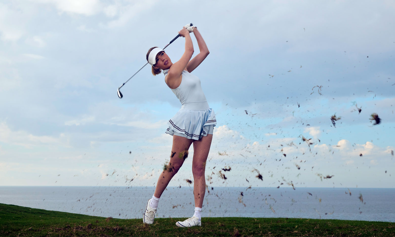 Claire Hogle stylish golf swing