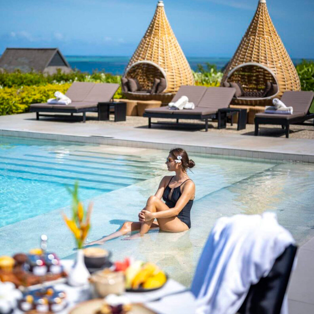 Female Golf Travel Boom