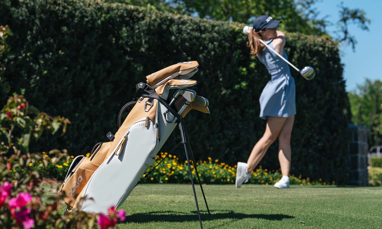 The 2026 XXIO x VESSEL Latte Collection pairs clubs with a matching stand bag.